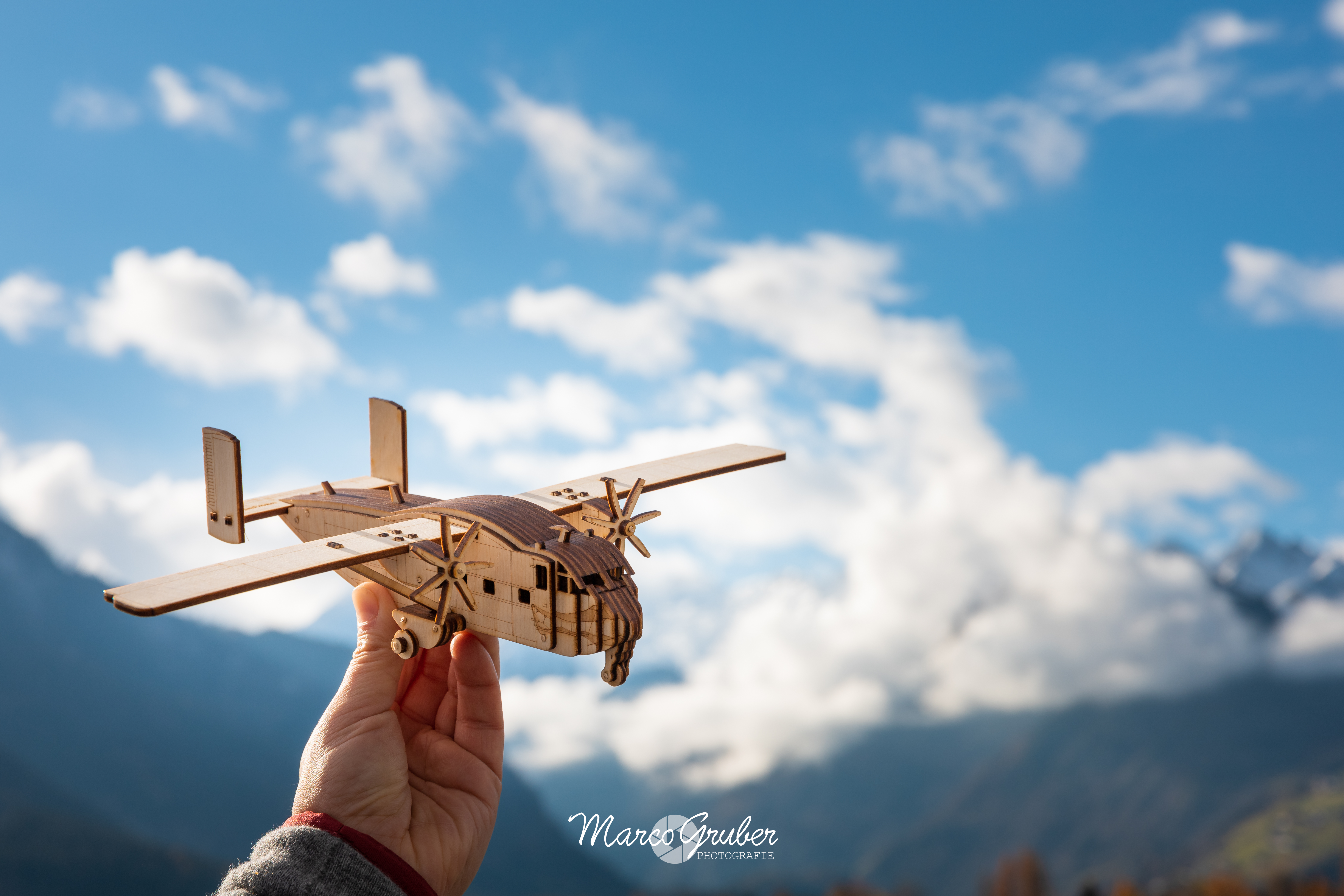 Dřevěný model SC7 Skyvan